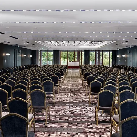 Metropol Palace, מלון 5*
