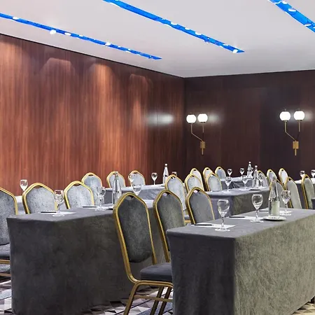 מלון Metropol Palace,