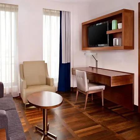Metropol Palace, מלון בלגרד